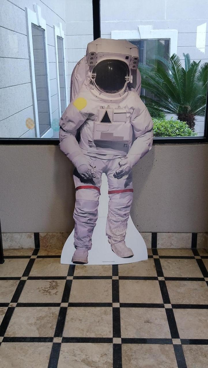 Days Inn & Suites By Wyndham Webster Nasa-Clearlake-Houston Esterno foto